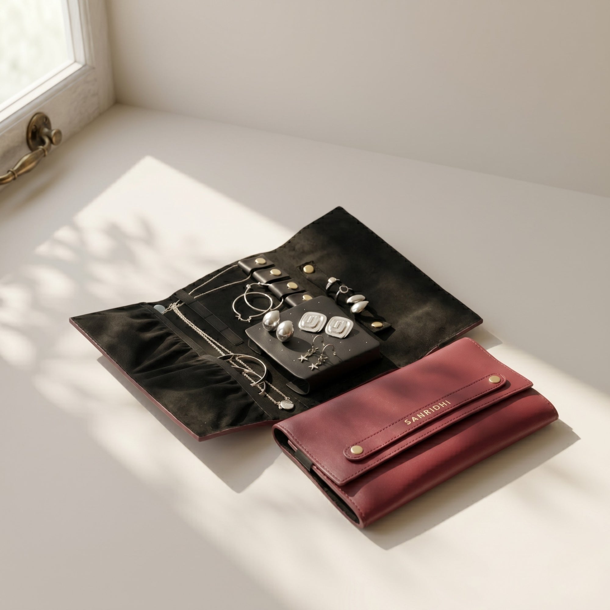 Bae Folio in Wine Affair | Compact Jewellery Organiser